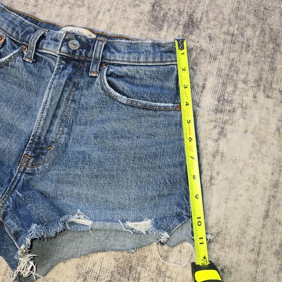 Abercrombie & Fitch Shorts Womens 2 High Rise Curve Love Denim Distressed Raw - Picture 7 of 10